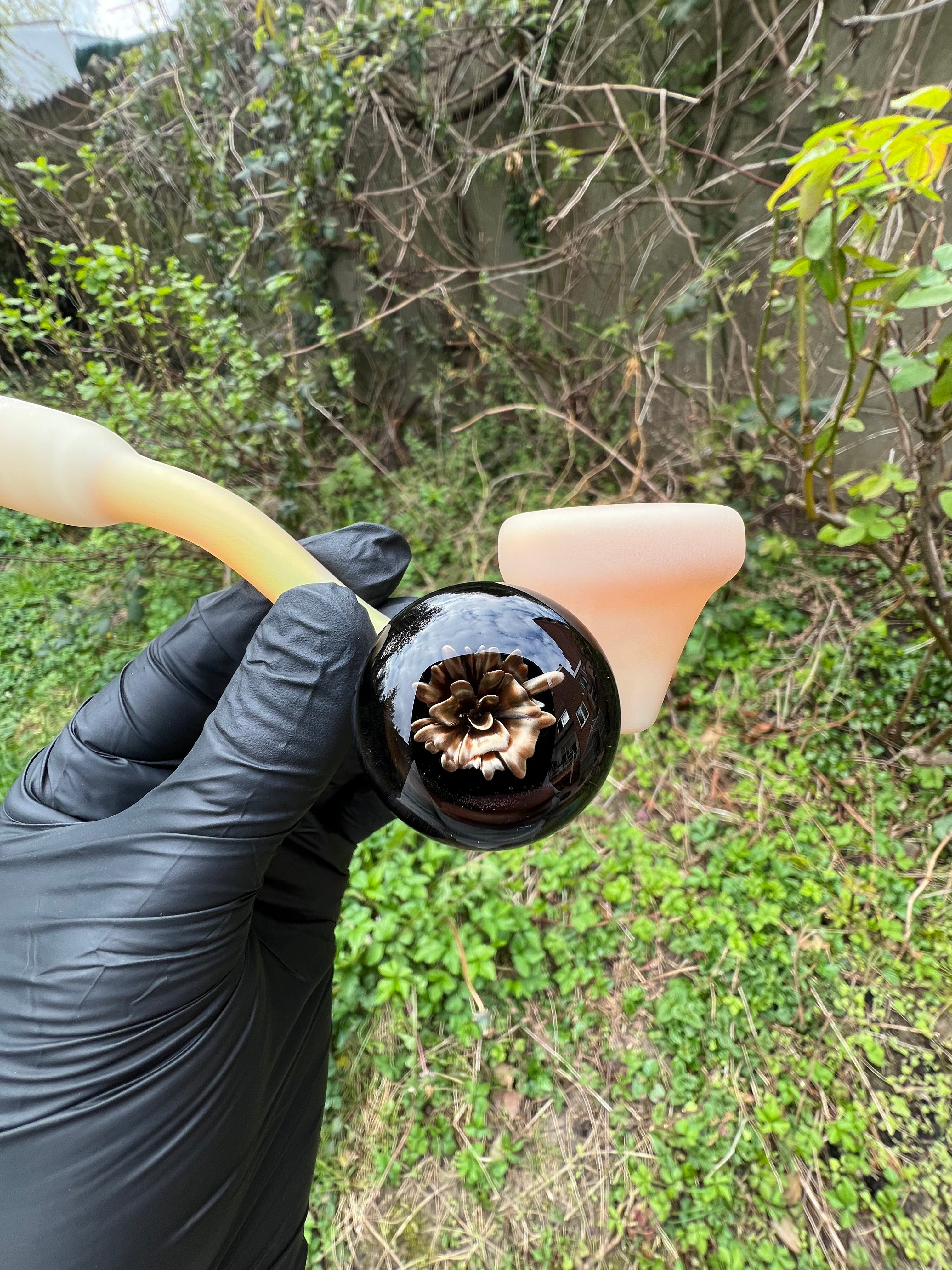 Yellow sandblasted pipe with flower collab with Ficheiglass