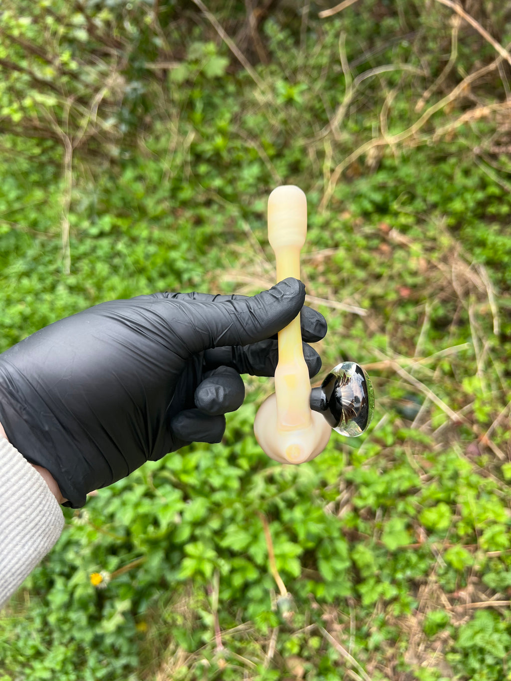 Yellow sandblasted pipe with flower collab with Ficheiglass