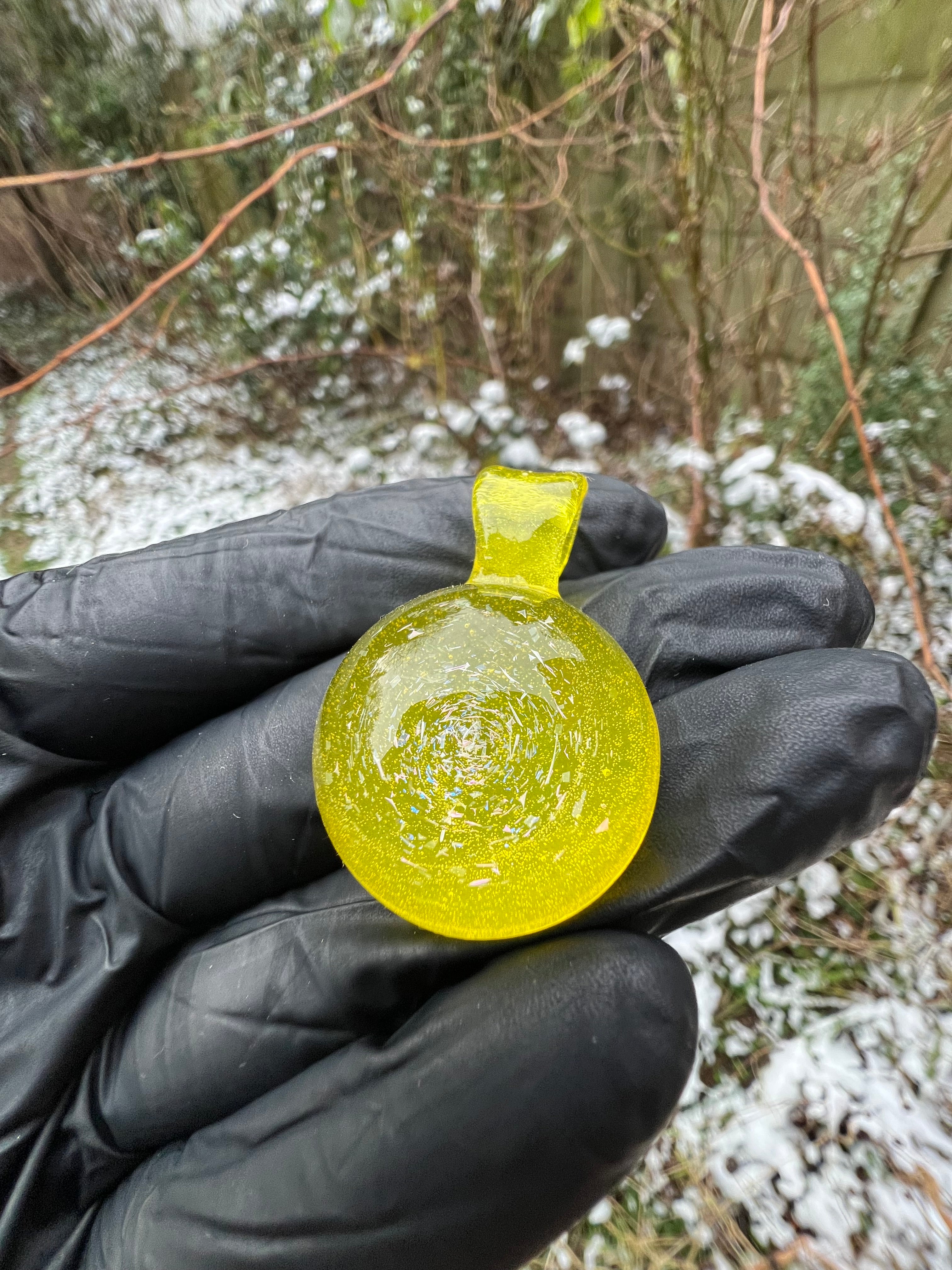 Yellow and drisco pendy