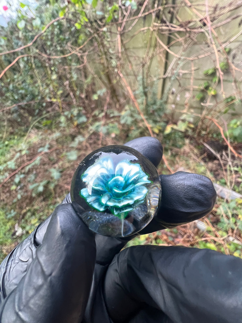 Neptunium UV flower with dots marble