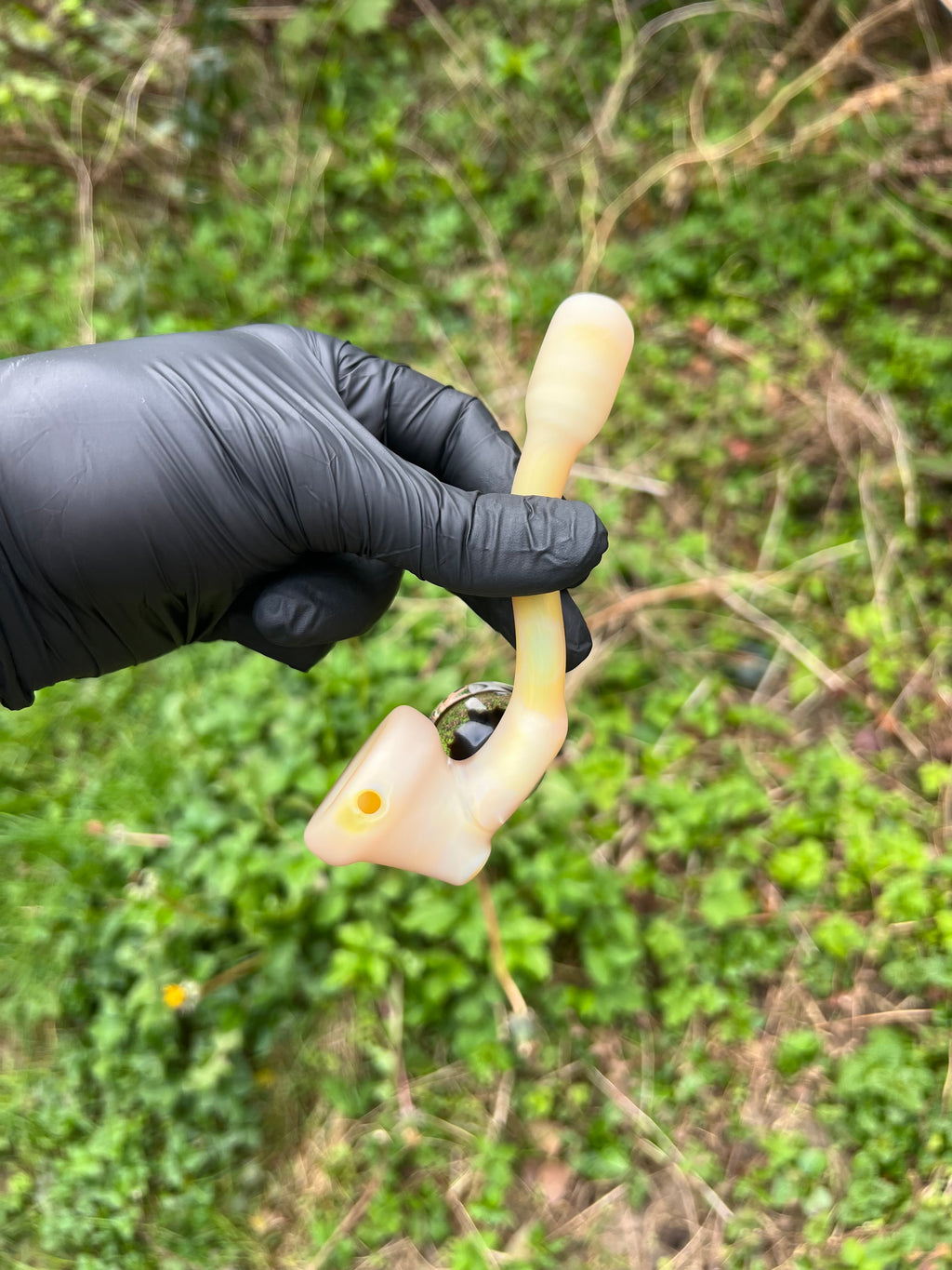 Yellow sandblasted pipe with flower collab with Ficheiglass