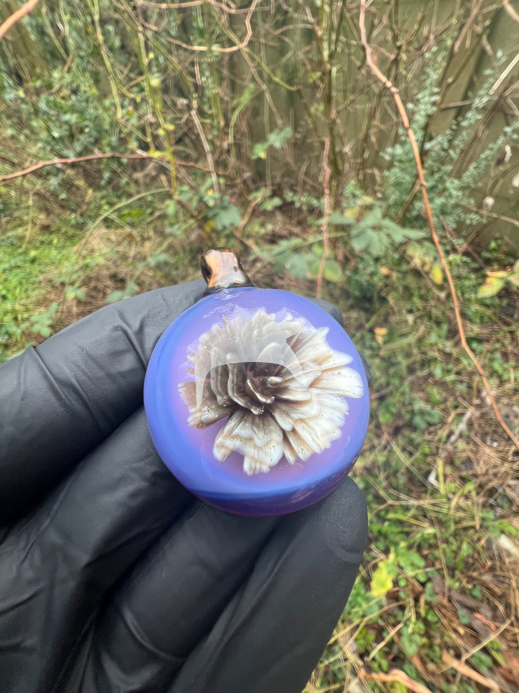 Electrum flower implosion pendy