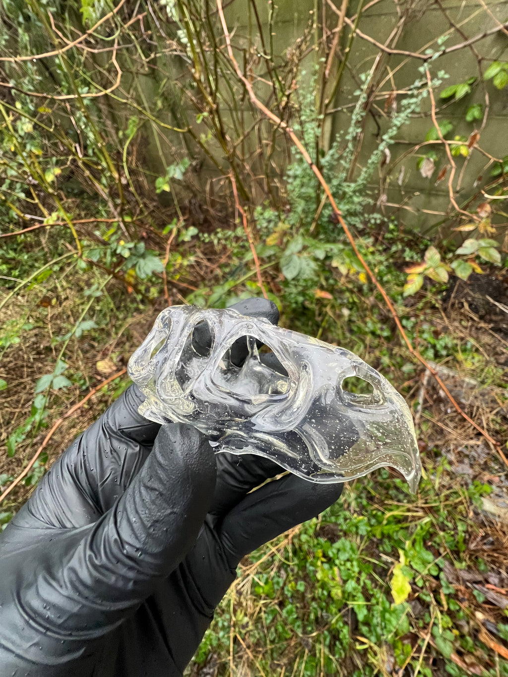 Terror bird UV blue skull pendy