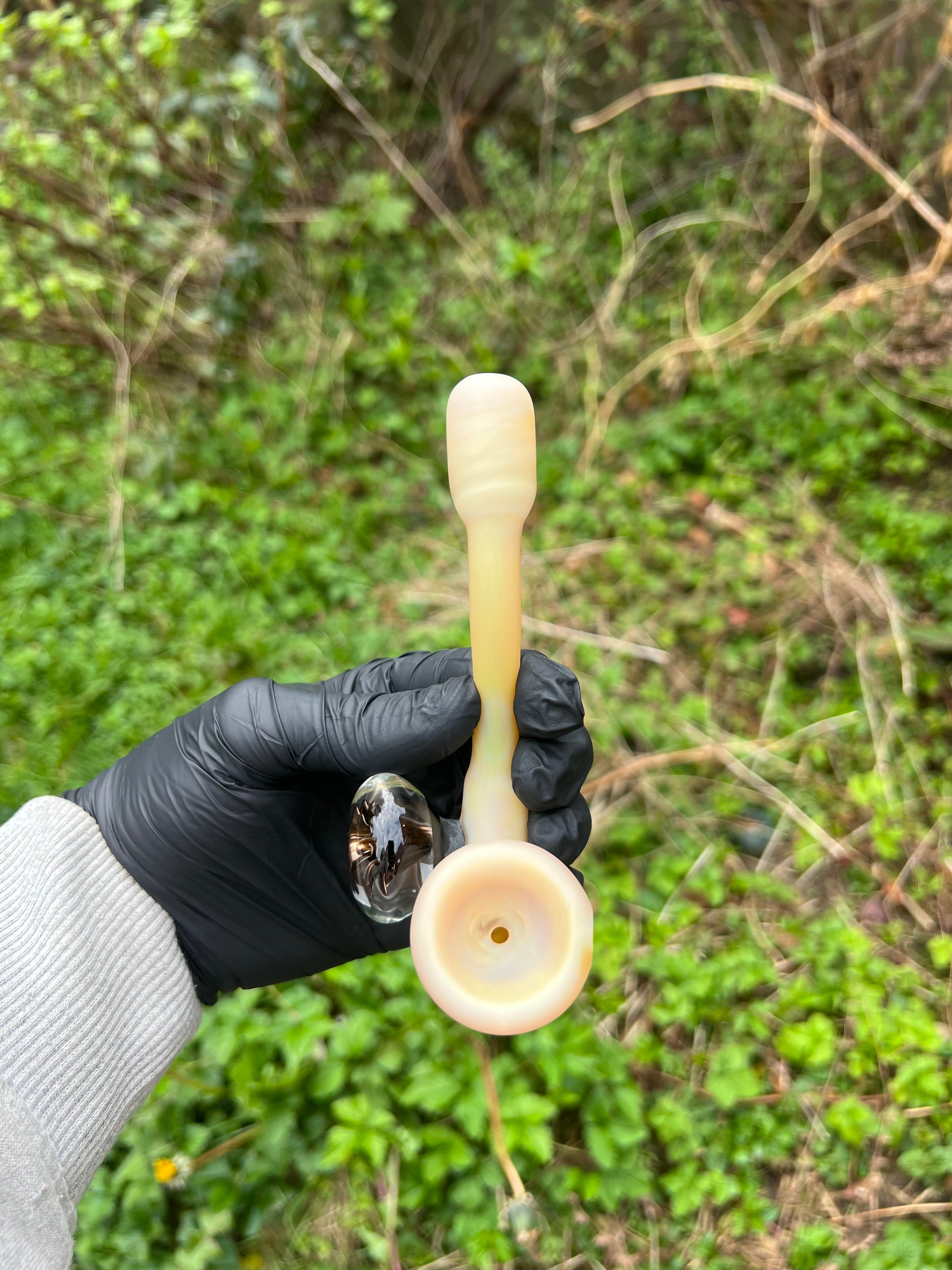 Yellow sandblasted pipe with flower collab with Ficheiglass